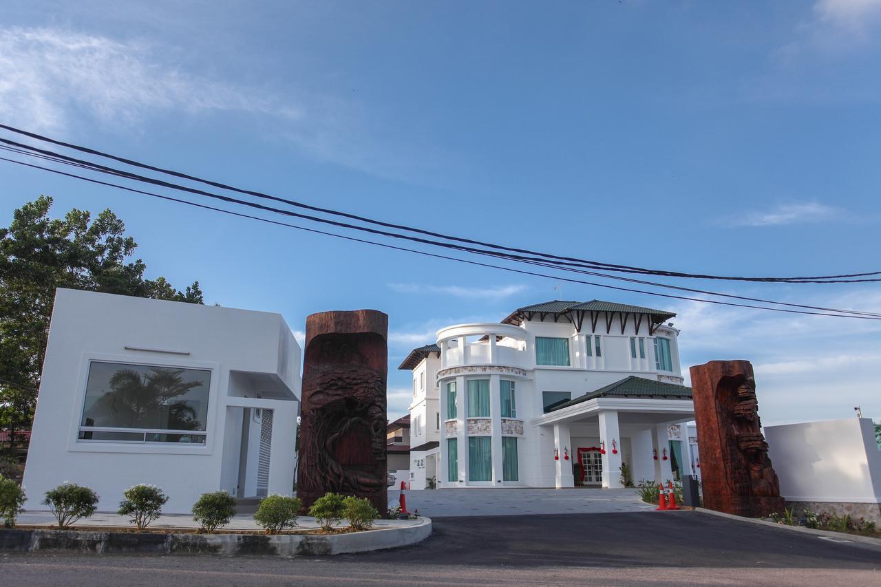 Hotel Casa Bianca Kluang Exterior foto
